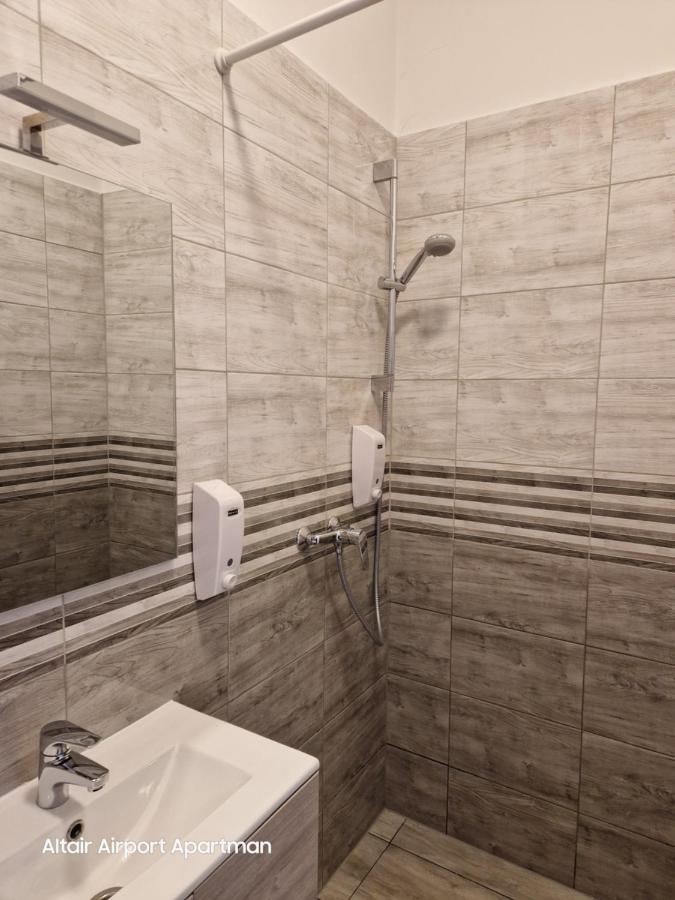 Altair Airport Apartman Vecsés Esterno foto